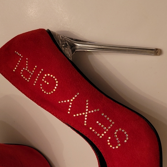 Red Crystal "Sexy Girl" High Heels 👠 - Picture 9 of 16
